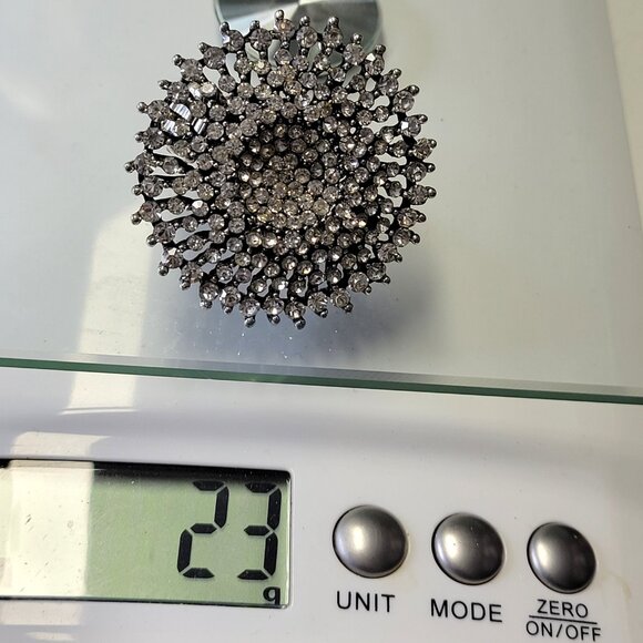 Huge Crystal Fashion Stretch RIng - Picture 7 of 7